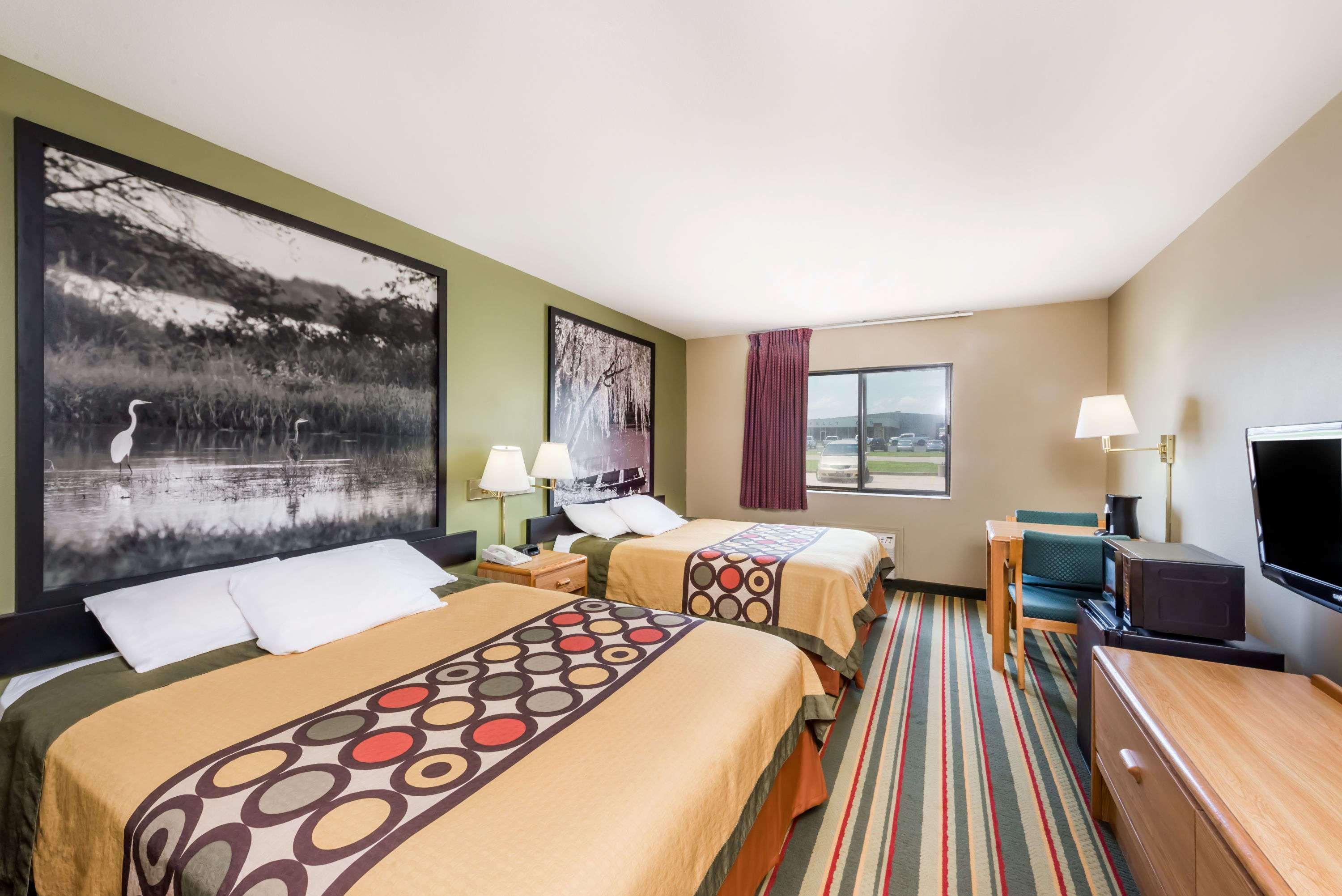 Hotel Super 8 By Wyndham Chanute