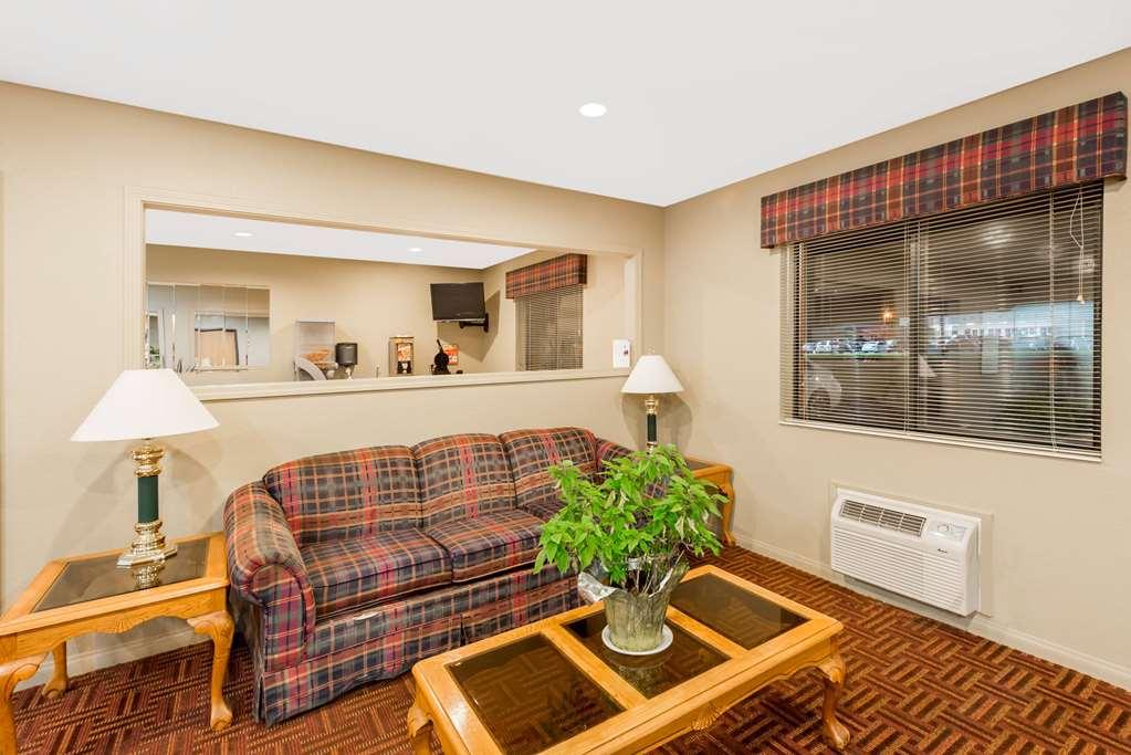 Super 8 By Wyndham 2*