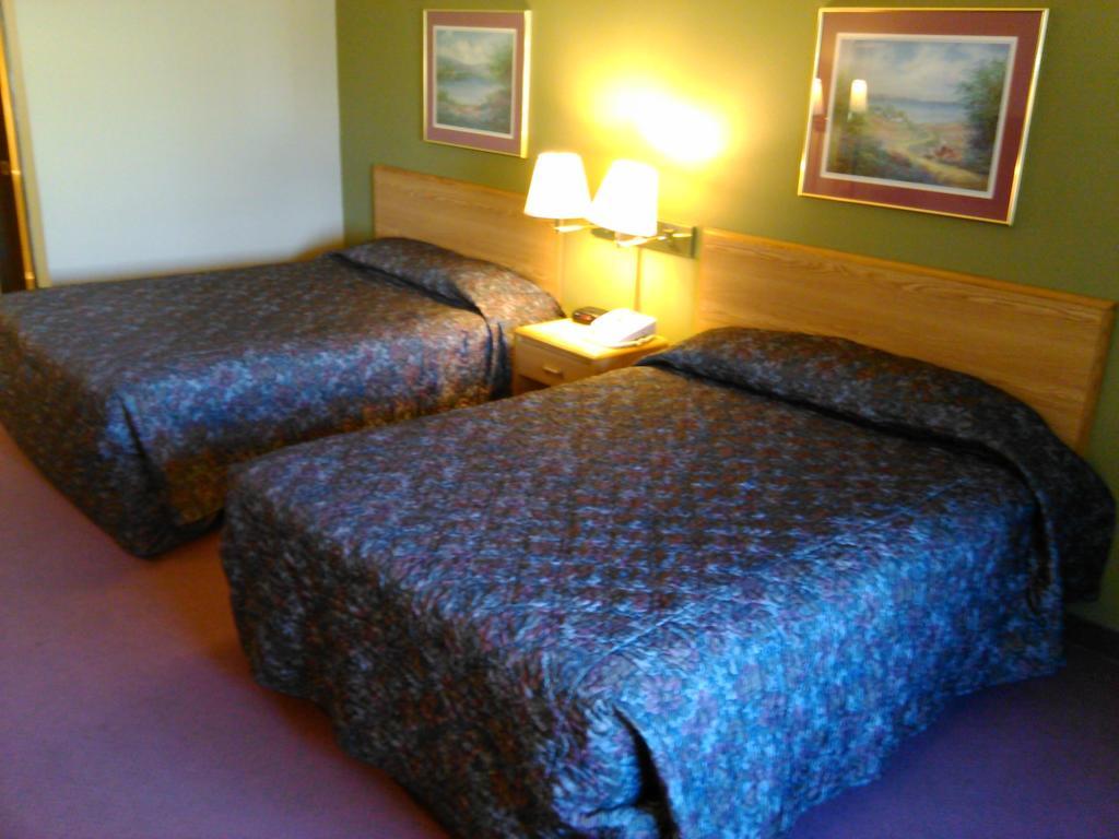 Super 8 By Wyndham Hotel Chanute
