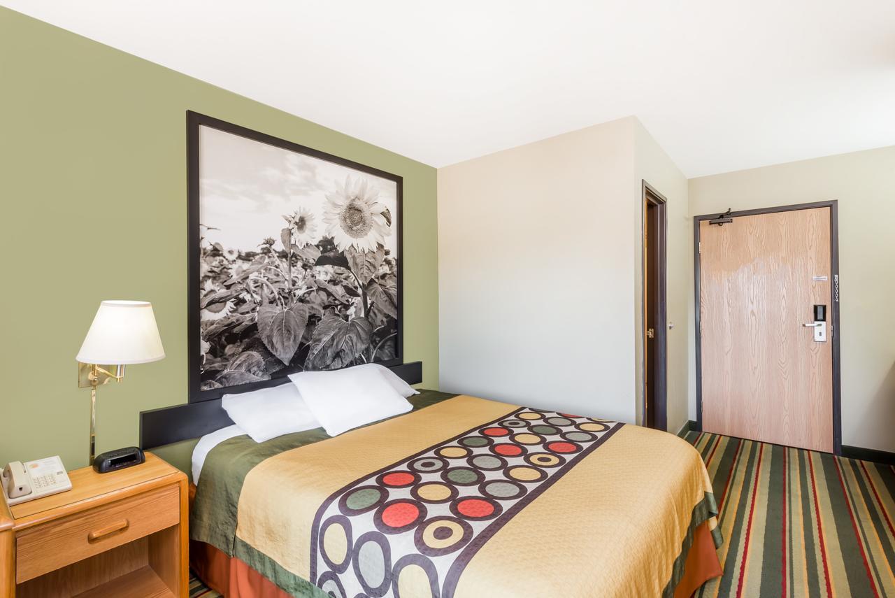 Super 8 By Wyndham 2* Chanute