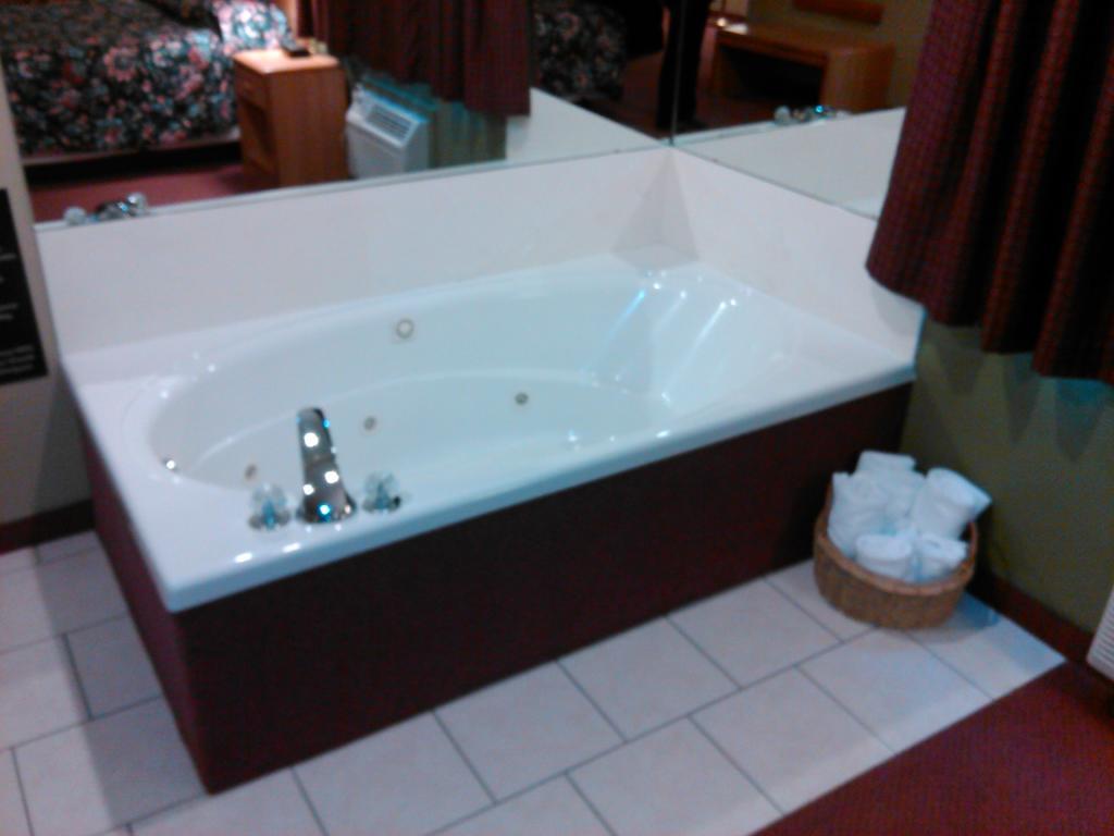 Super 8 By Wyndham Hotel Chanute