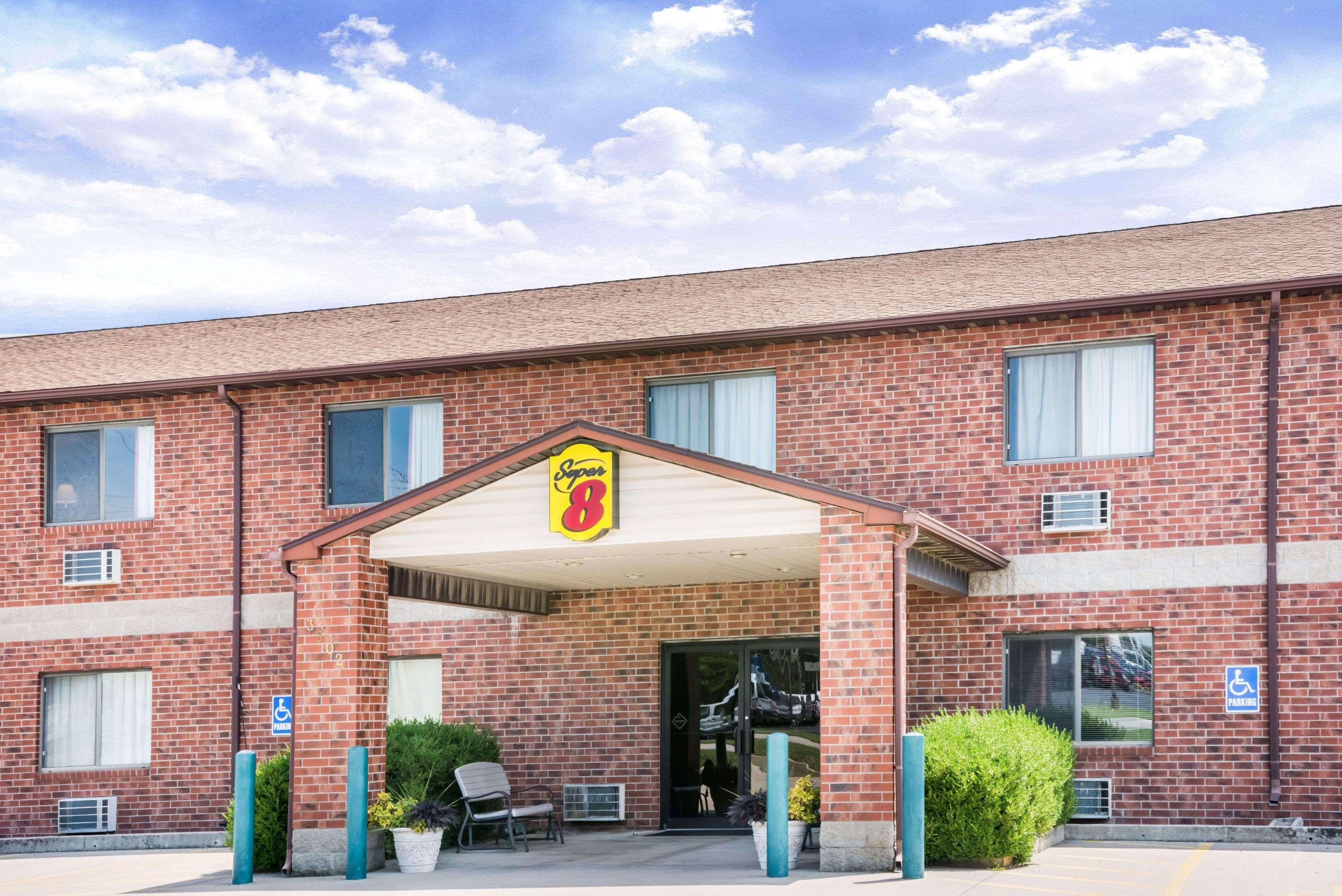 Super 8 By Wyndham 2*