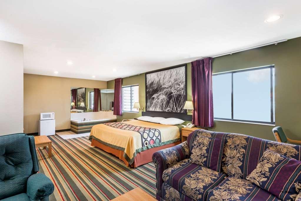 Super 8 By Wyndham
